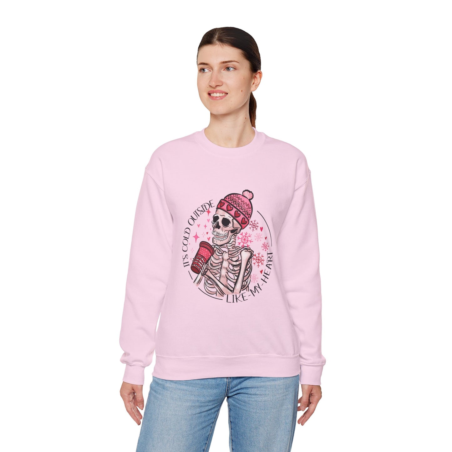 It's cold outside like my heart - Heavy Blend™ Crewneck Sweatshirt
