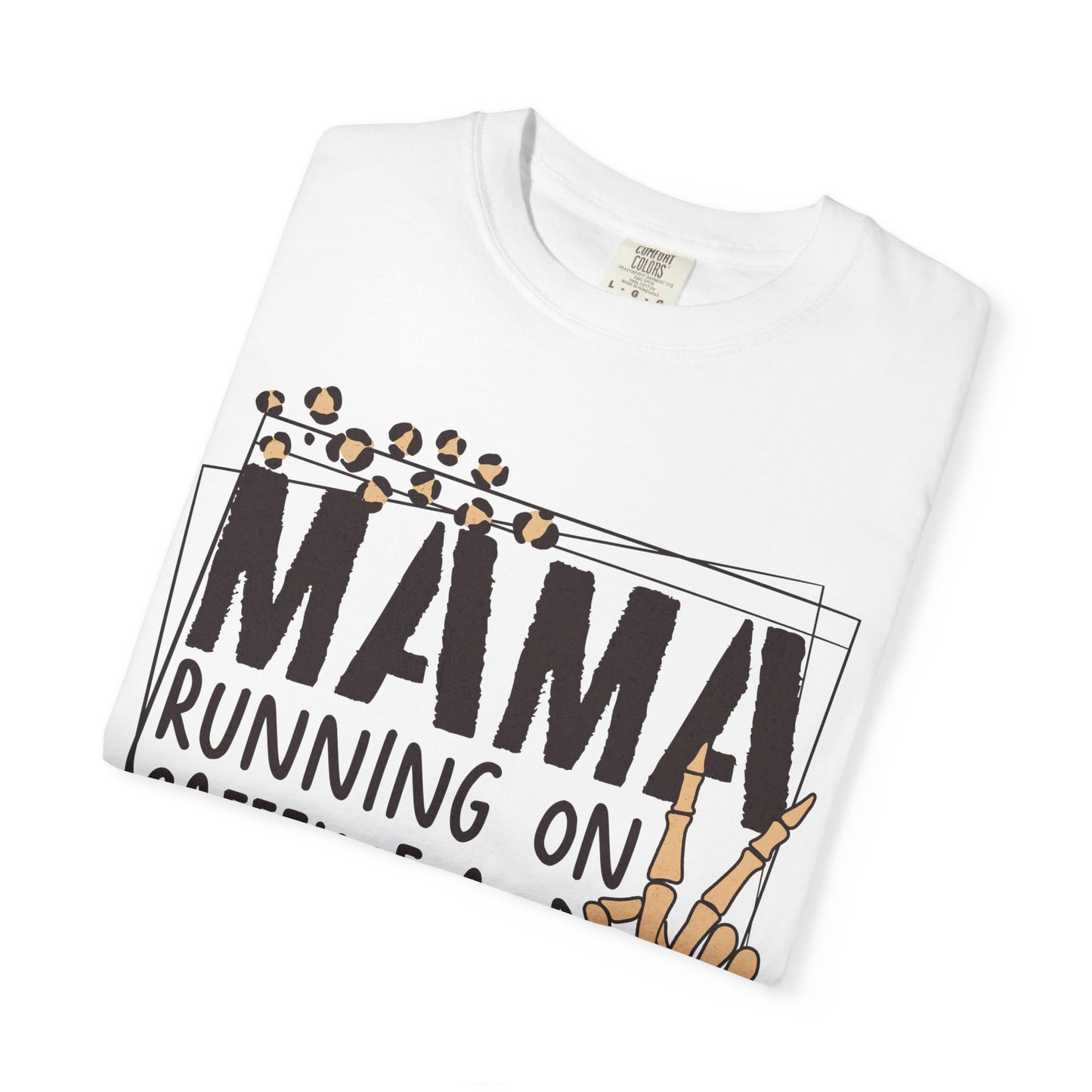 Mama running on caffeine and chaos - Jersey Short Sleeve T-Shirt